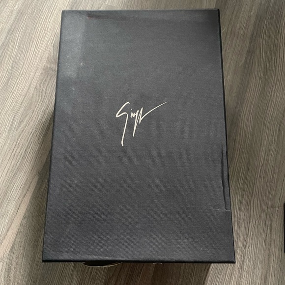 Giuseppe Zanotti Sneakers - Picture 3 of 11